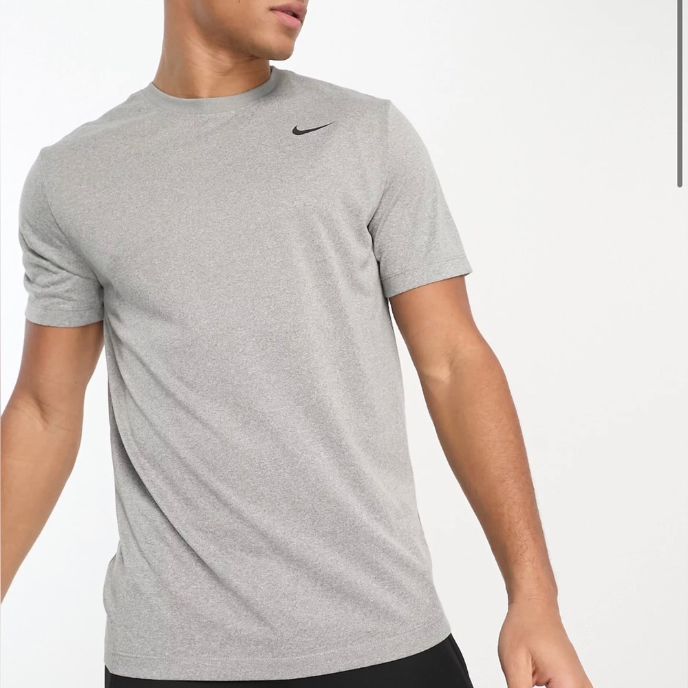 Men’s Nike Short Sleeve Dri-Fit Tee Size XXL